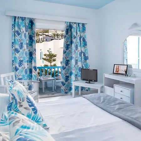 Hotel Mykonos Kosmoplaz 4*
