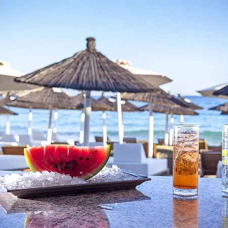Hotel Mykonos Kosmoplaz 4*